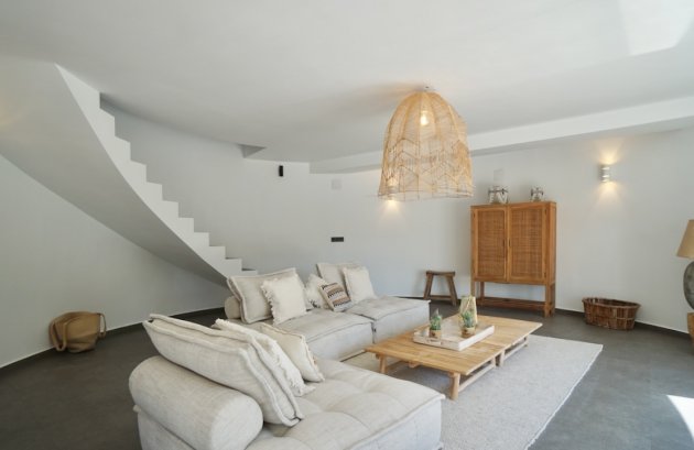 Herverkoop - Villa -
Moraira - El Portet