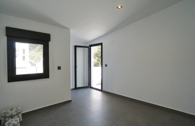 Herverkoop - Villa -
Moraira - El Portet
