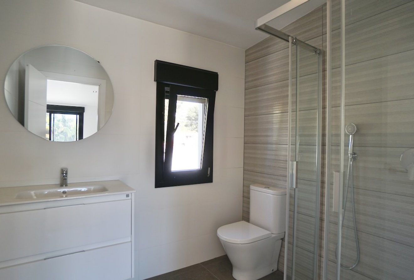 Herverkoop - Villa -
Moraira - El Portet
