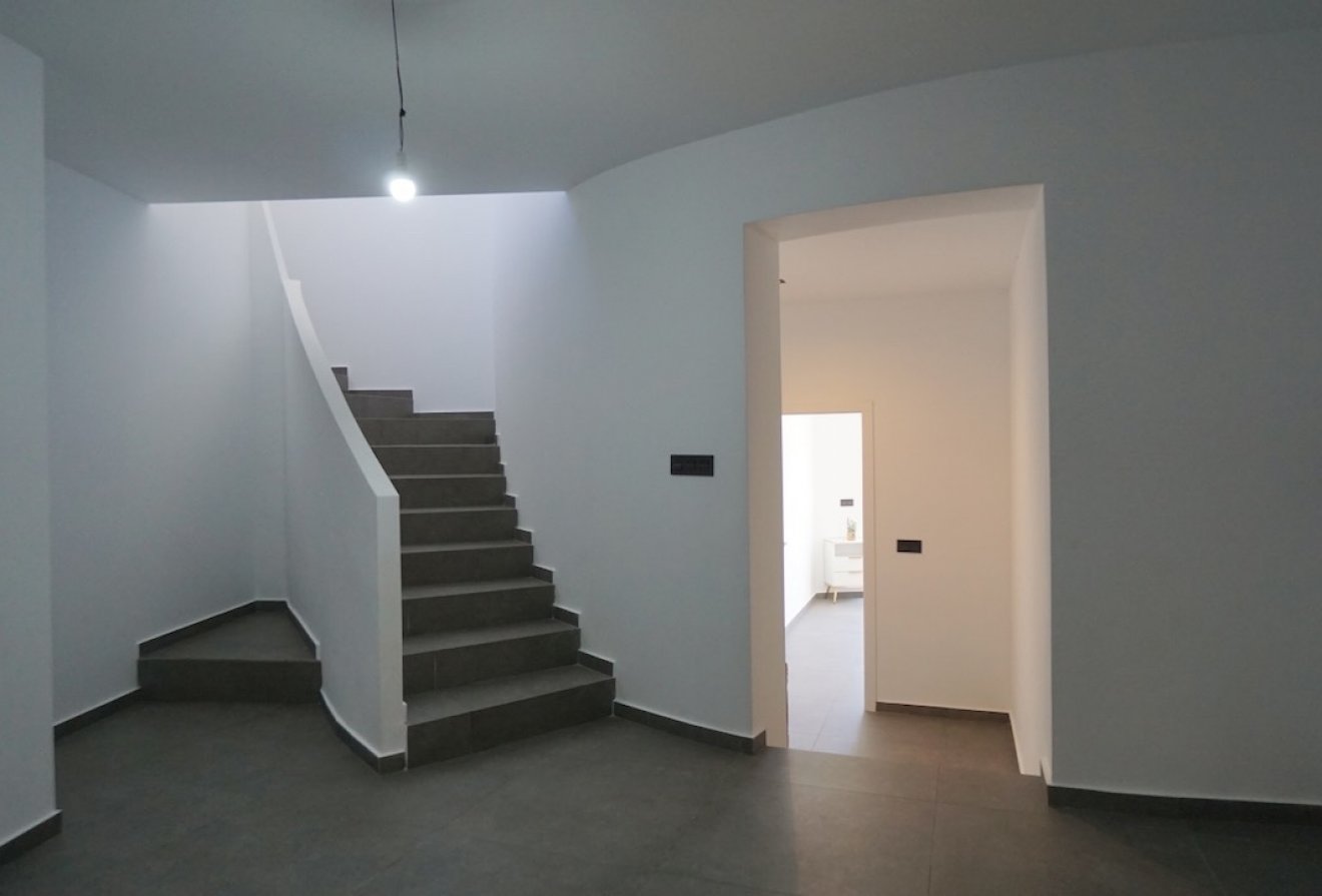 Herverkoop - Villa -
Moraira - El Portet