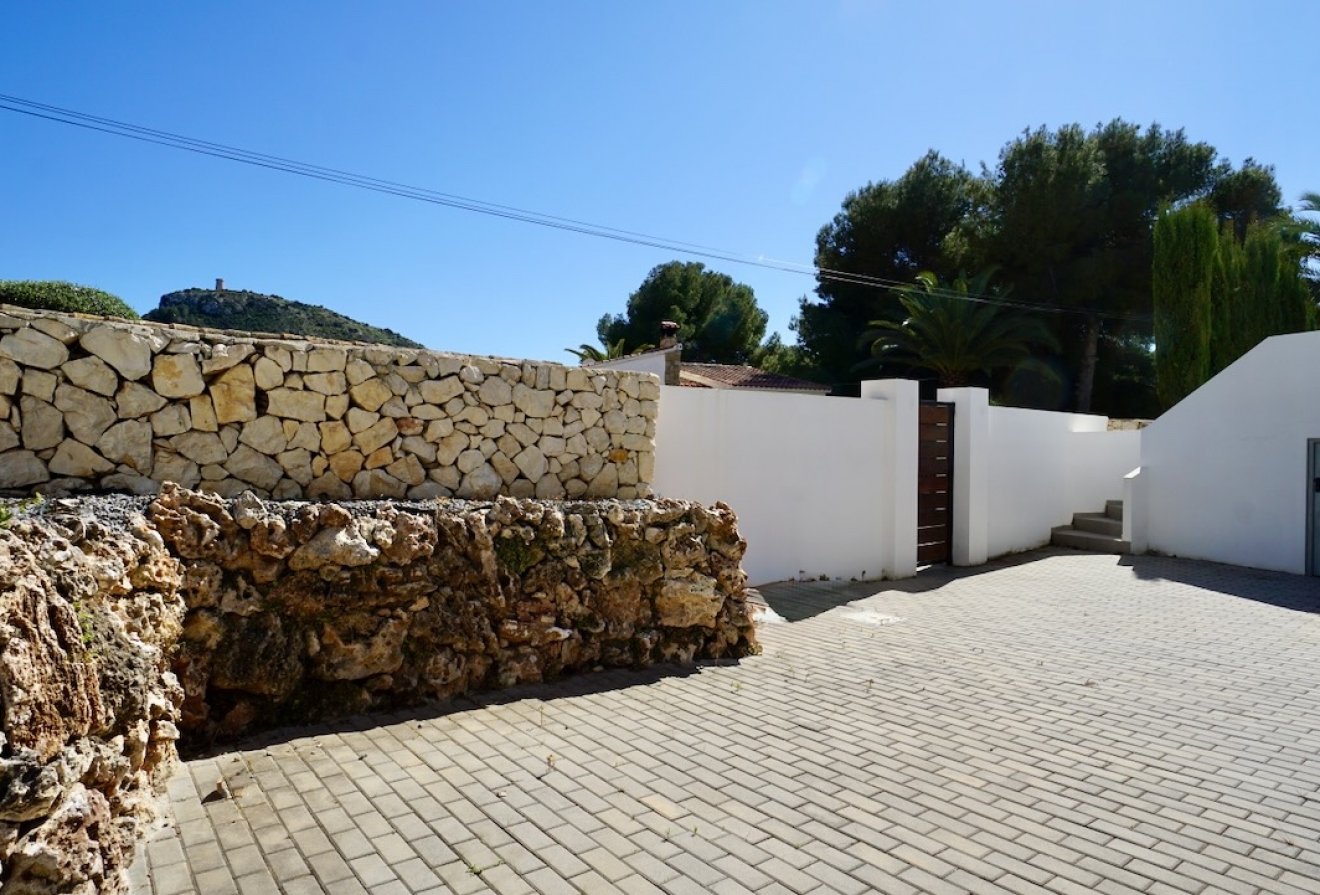 Herverkoop - Villa -
Moraira - El Portet
