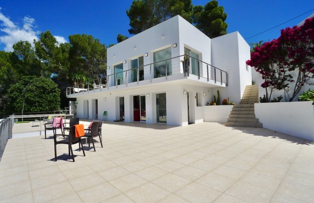 Herverkoop - Villa -
Moraira - Arnella