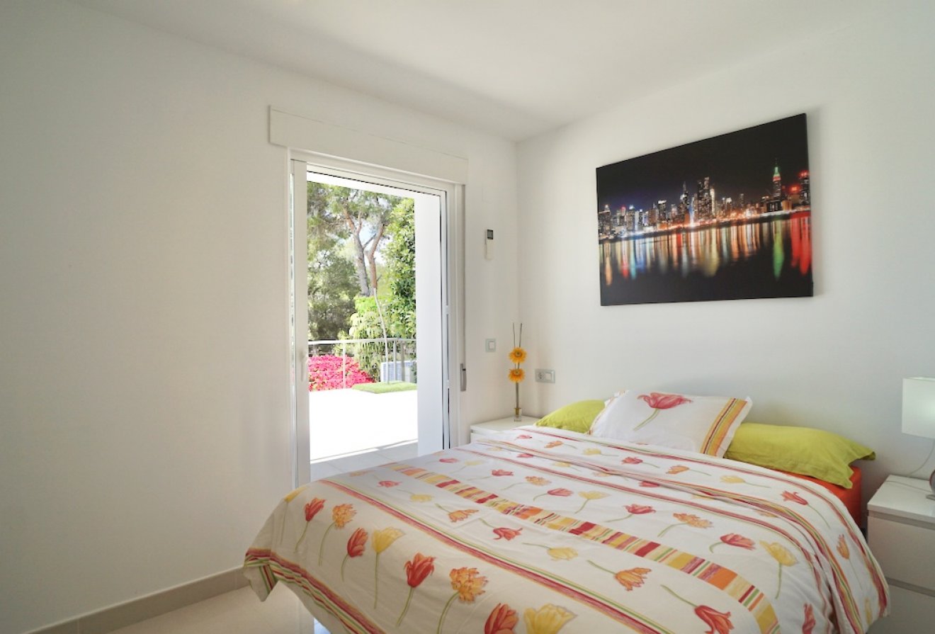 Herverkoop - Villa -
Moraira - Arnella