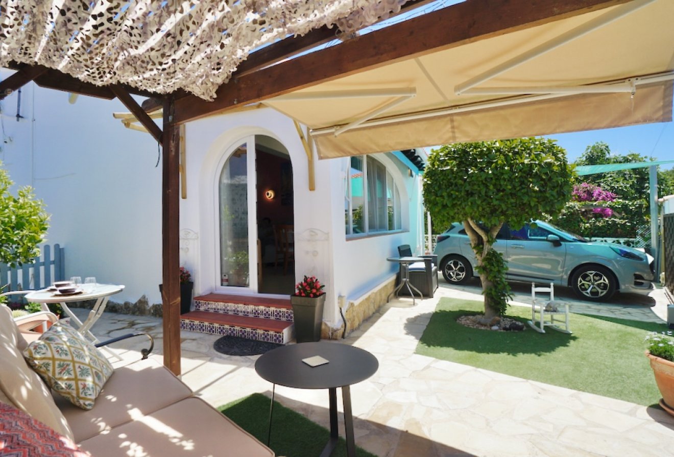 Resale - Villa -
Moraira - La Sabatera