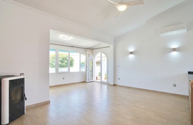 Resale - Villa -
Moraira - La Sabatera