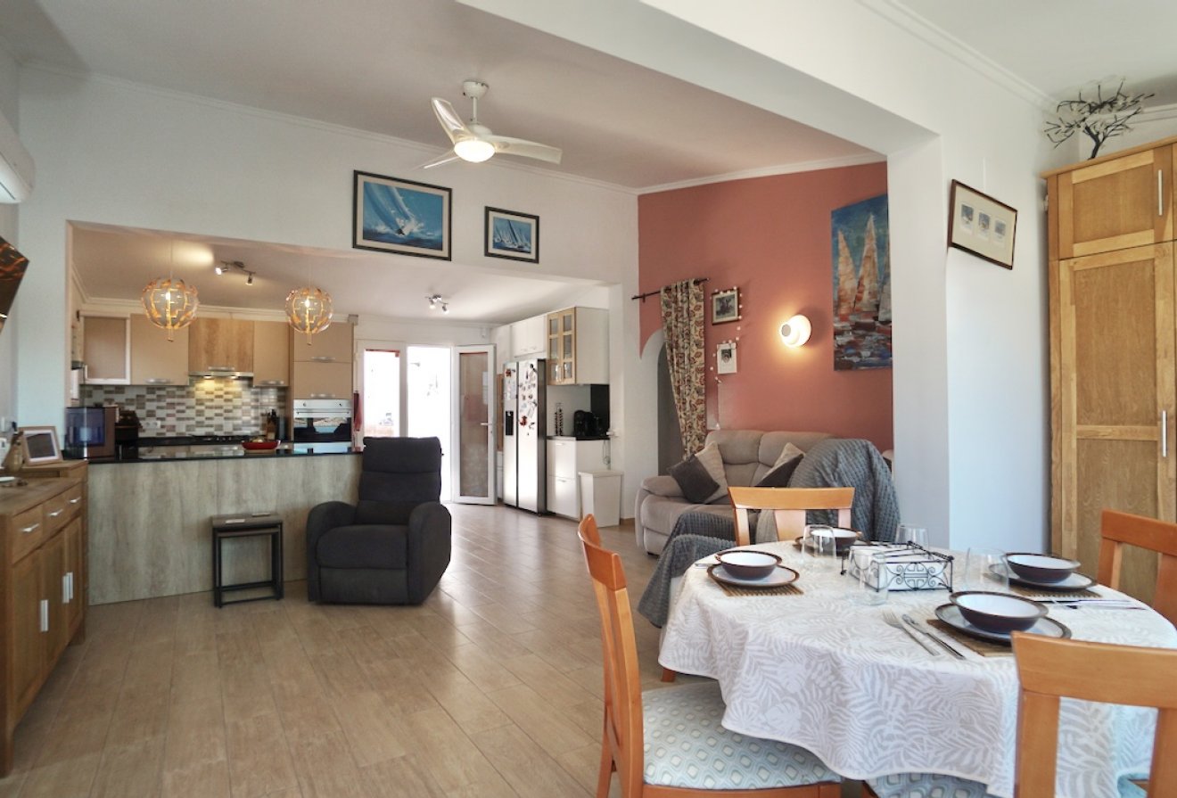 Resale - Villa -
Moraira - La Sabatera