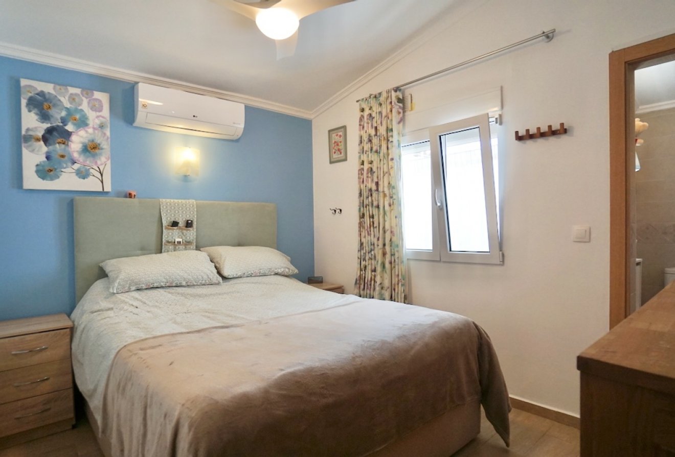 Resale - Villa -
Moraira - La Sabatera
