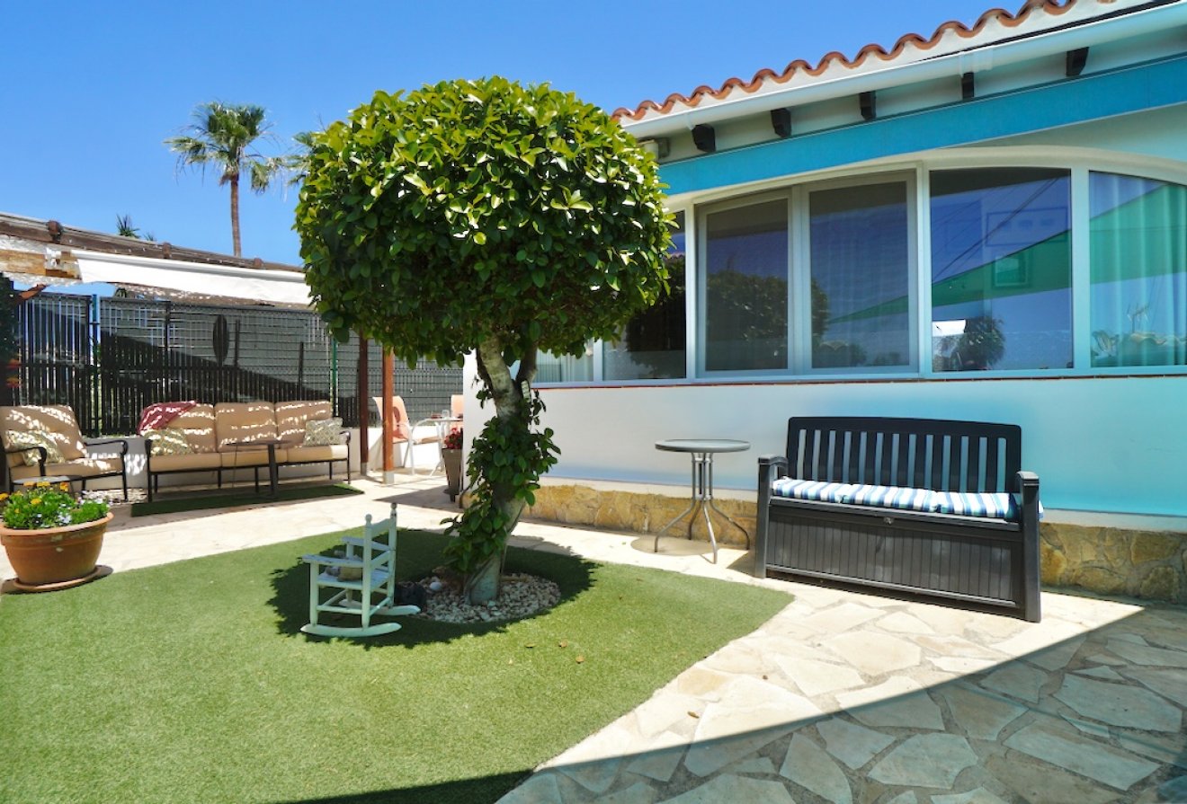 Resale - Villa -
Moraira - La Sabatera