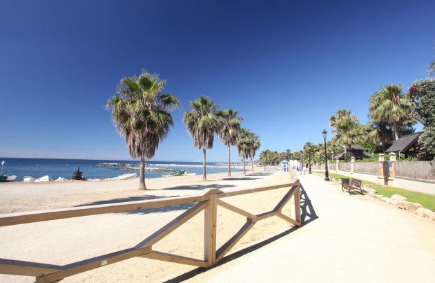 New Build - Apartment / flat -
Marbella - Nueva Andalucia