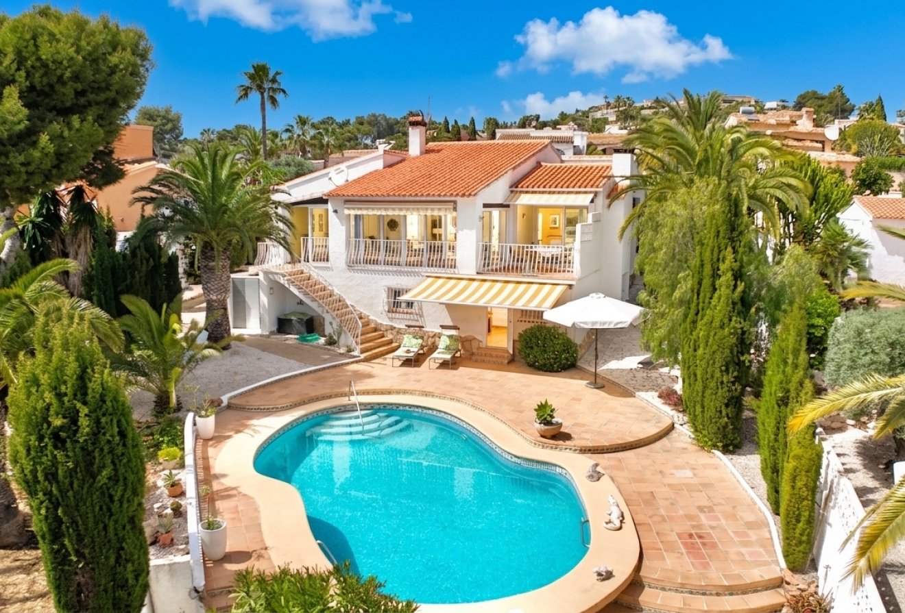 Herverkoop - Villa -
Moraira - Moravit