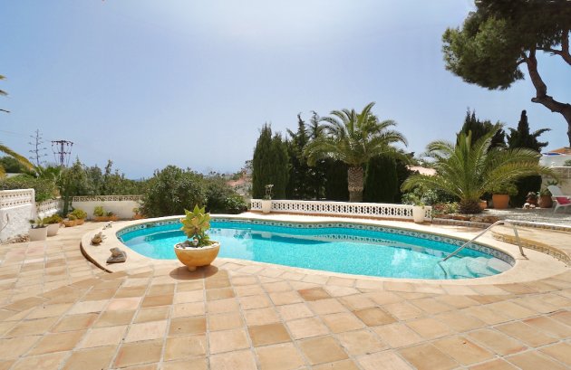Herverkoop - Villa -
Moraira - Moravit