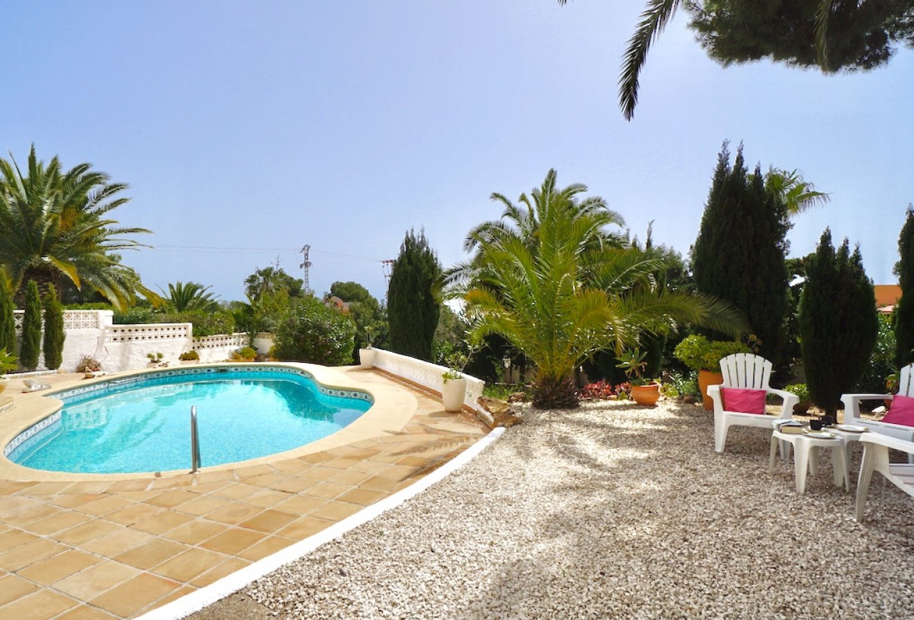 Herverkoop - Villa -
Moraira - Moravit