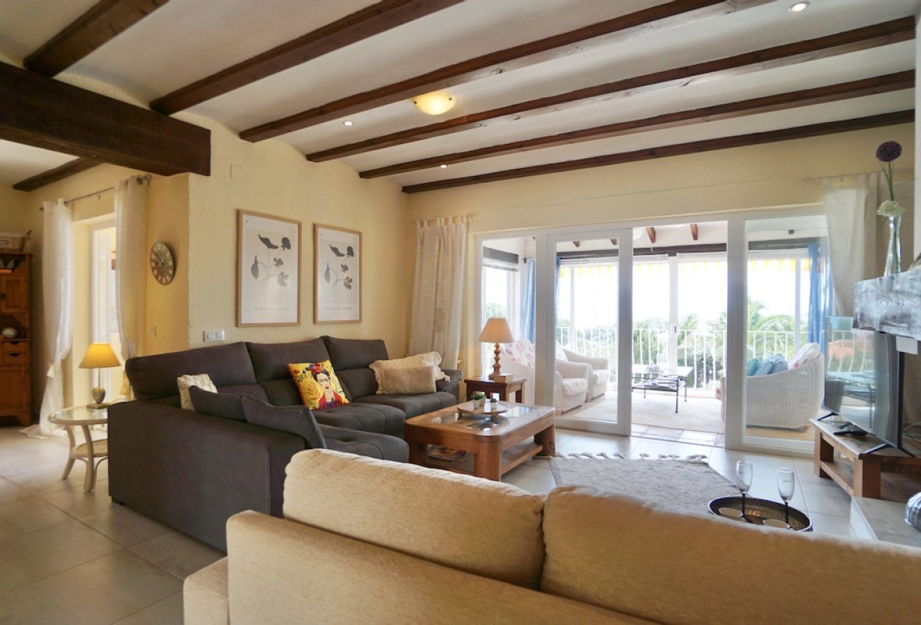 Herverkoop - Villa -
Moraira - Moravit