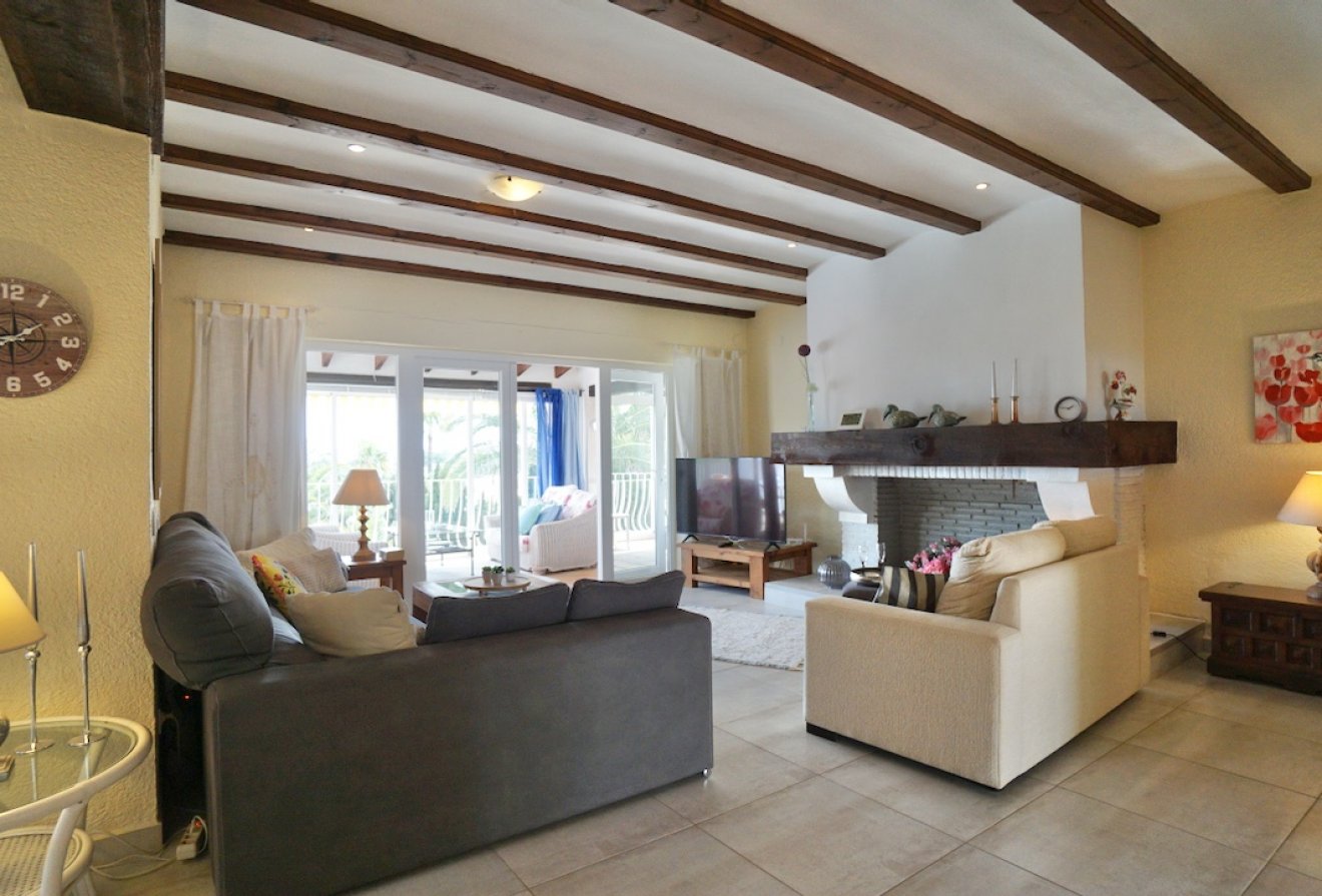 Herverkoop - Villa -
Moraira - Moravit
