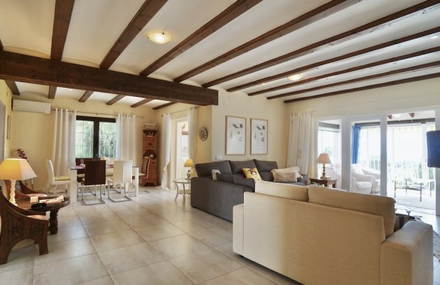 Herverkoop - Villa -
Moraira - Moravit