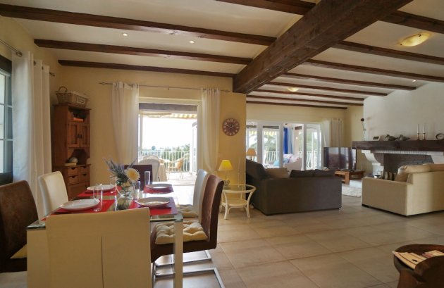 Herverkoop - Villa -
Moraira - Moravit