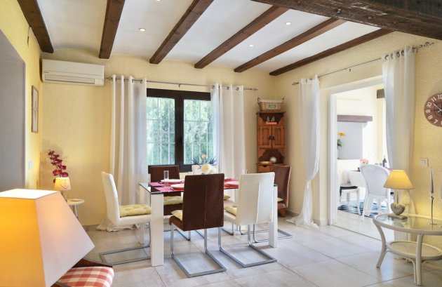 Herverkoop - Villa -
Moraira - Moravit