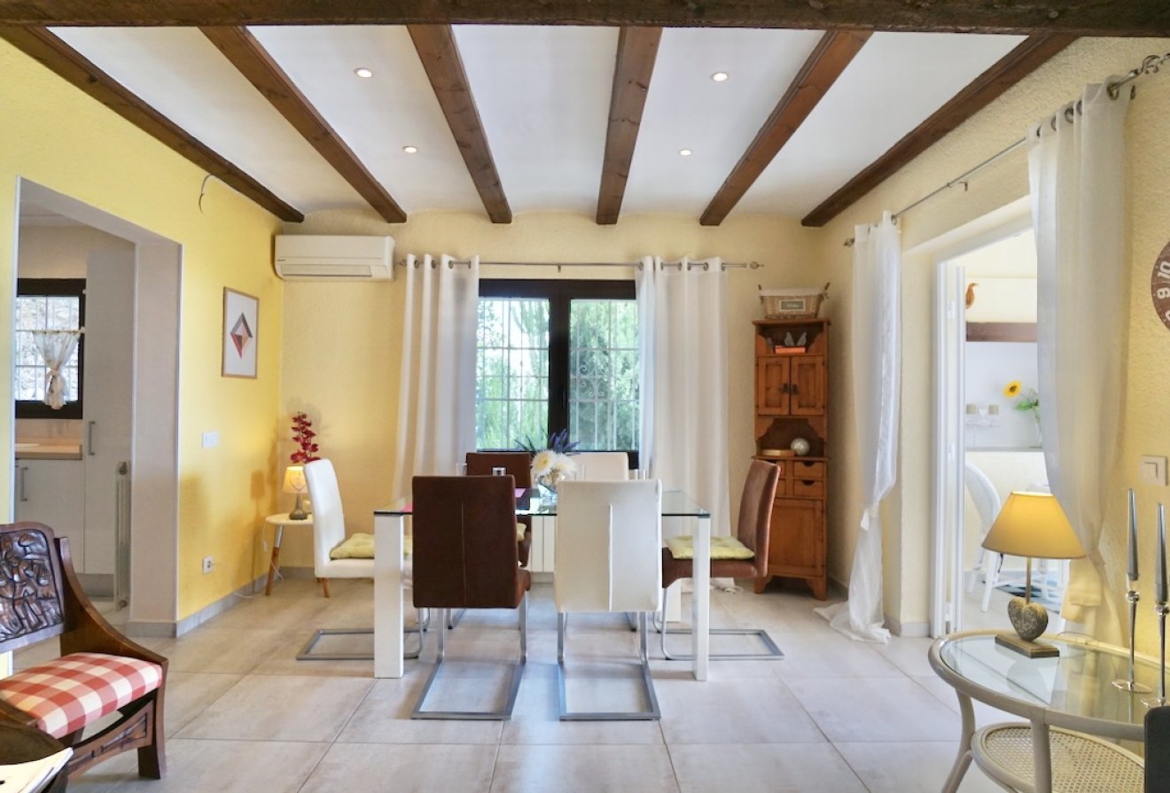 Herverkoop - Villa -
Moraira - Moravit