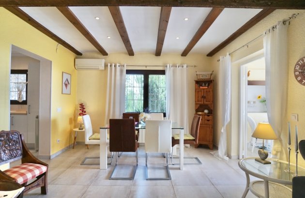 Herverkoop - Villa -
Moraira - Moravit