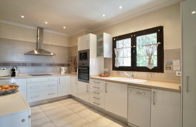 Herverkoop - Villa -
Moraira - Moravit