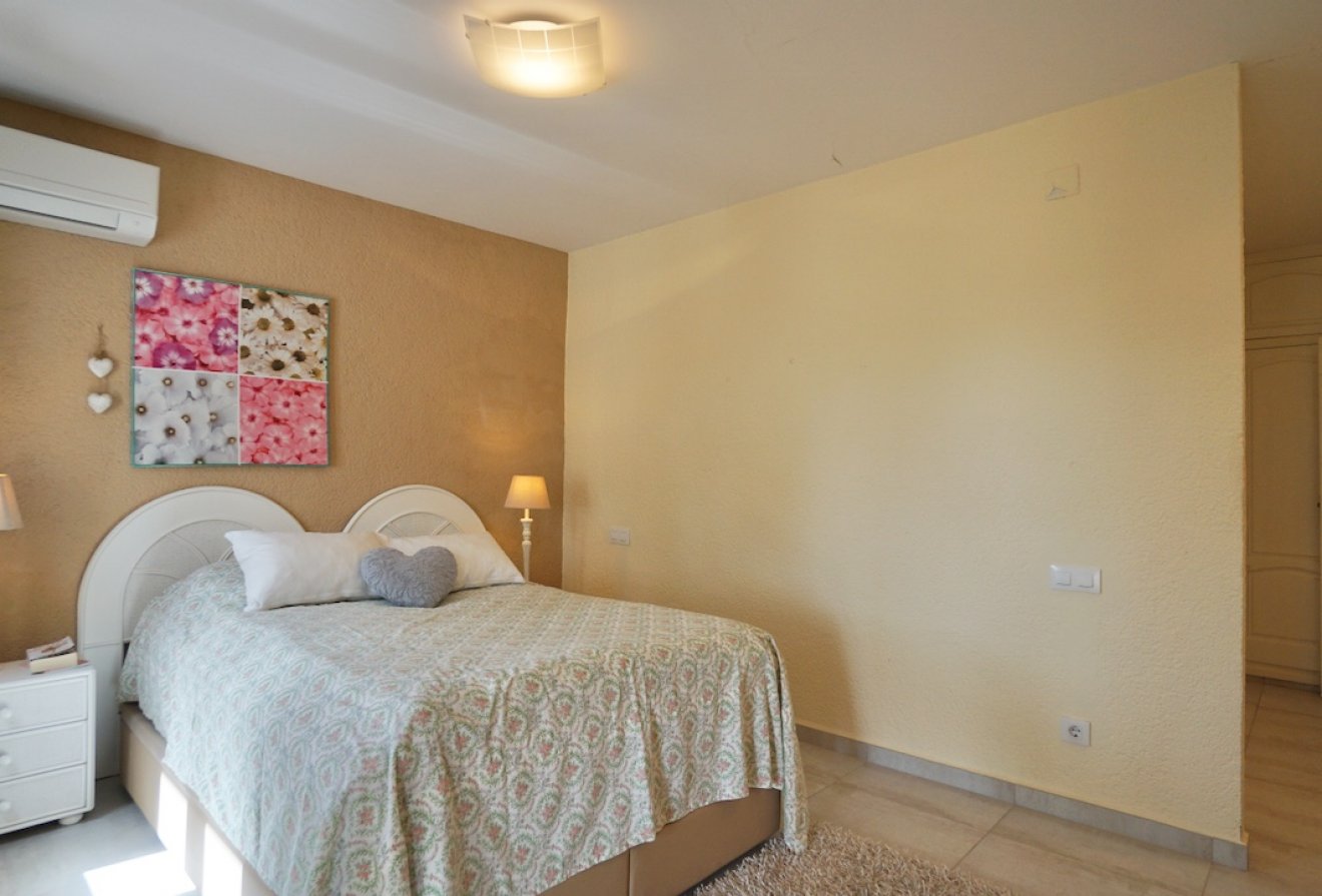 Herverkoop - Villa -
Moraira - Moravit
