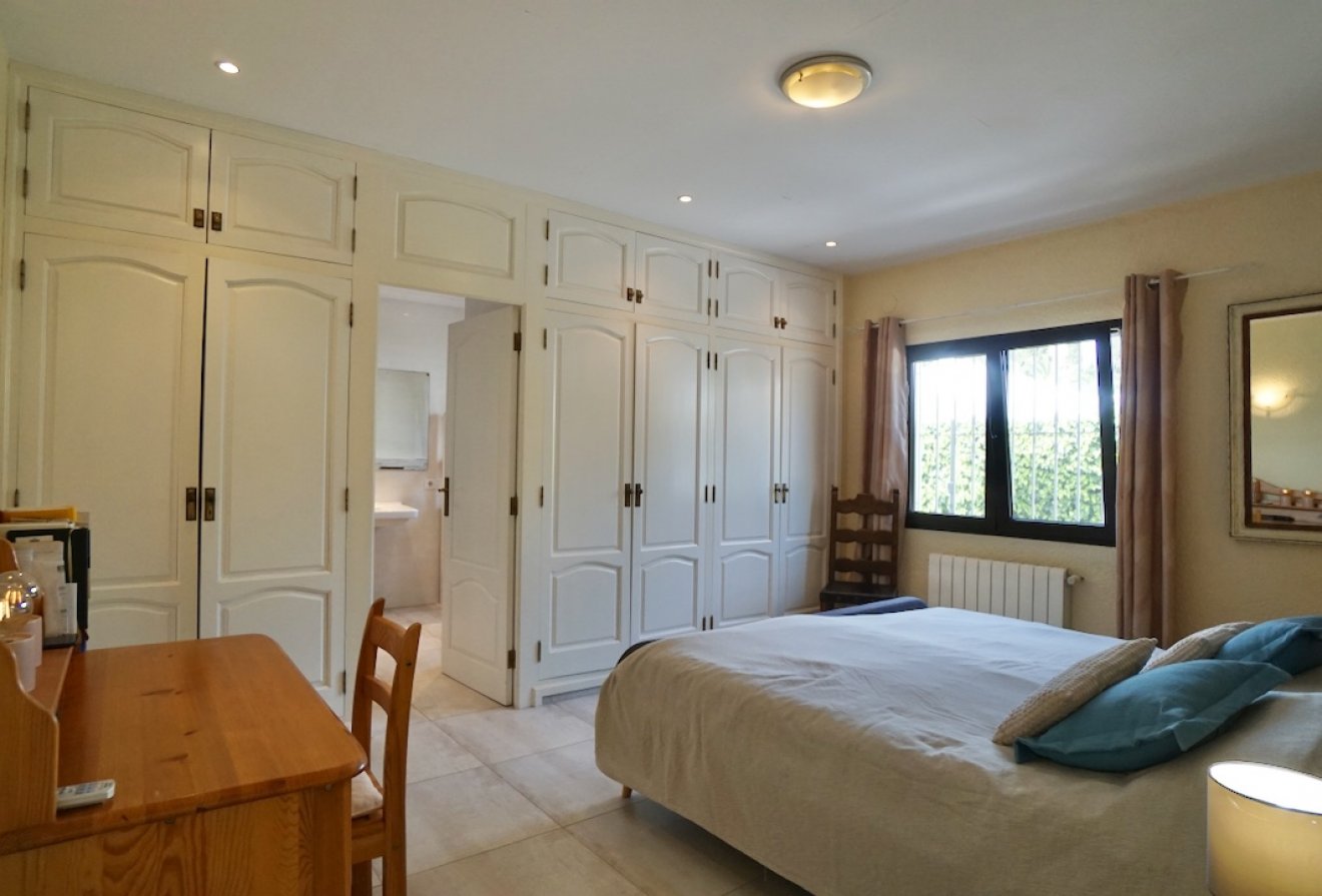 Herverkoop - Villa -
Moraira - Moravit