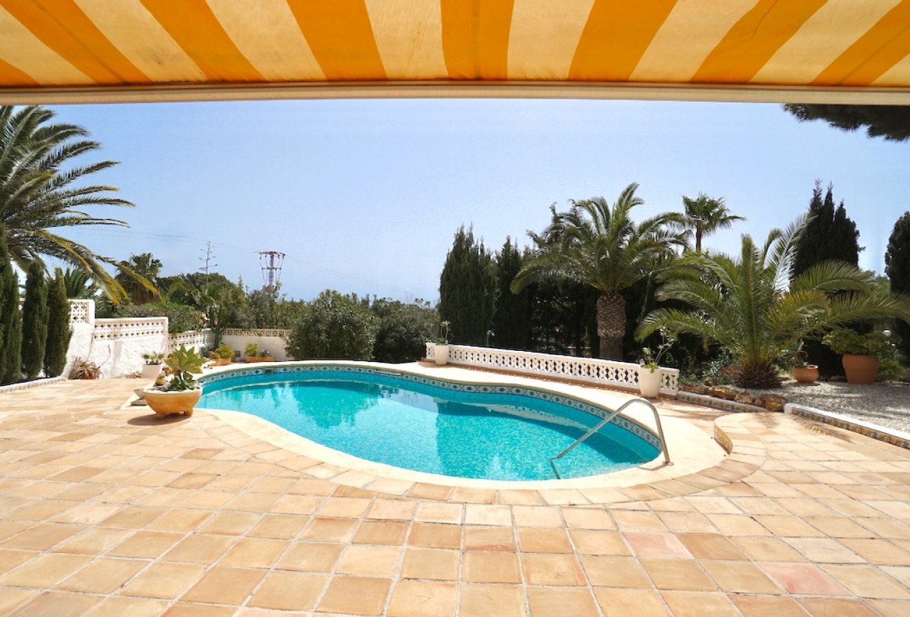 Herverkoop - Villa -
Moraira - Moravit