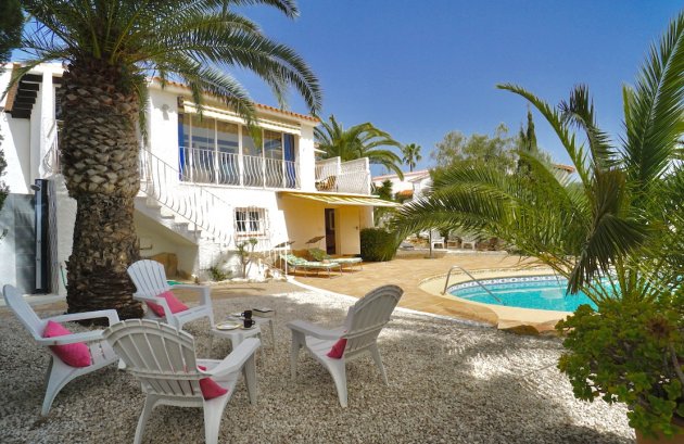 Herverkoop - Villa -
Moraira - Moravit