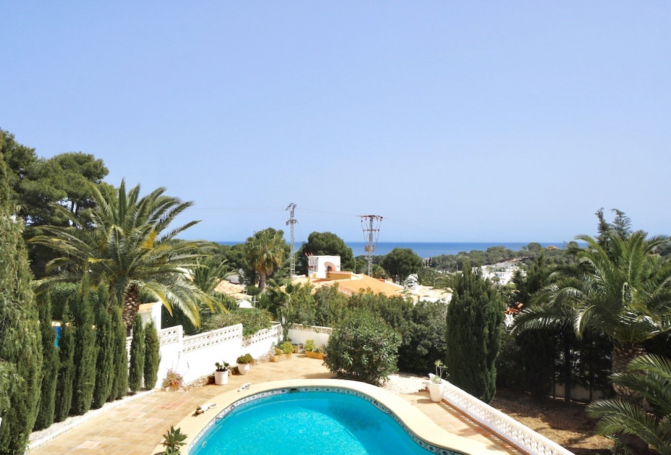 Herverkoop - Villa -
Moraira - Moravit