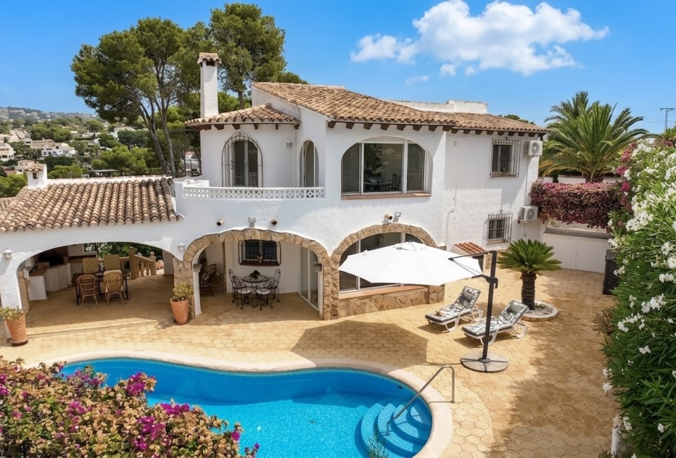 Herverkoop - Villa -
Benissa - Punta Estrella