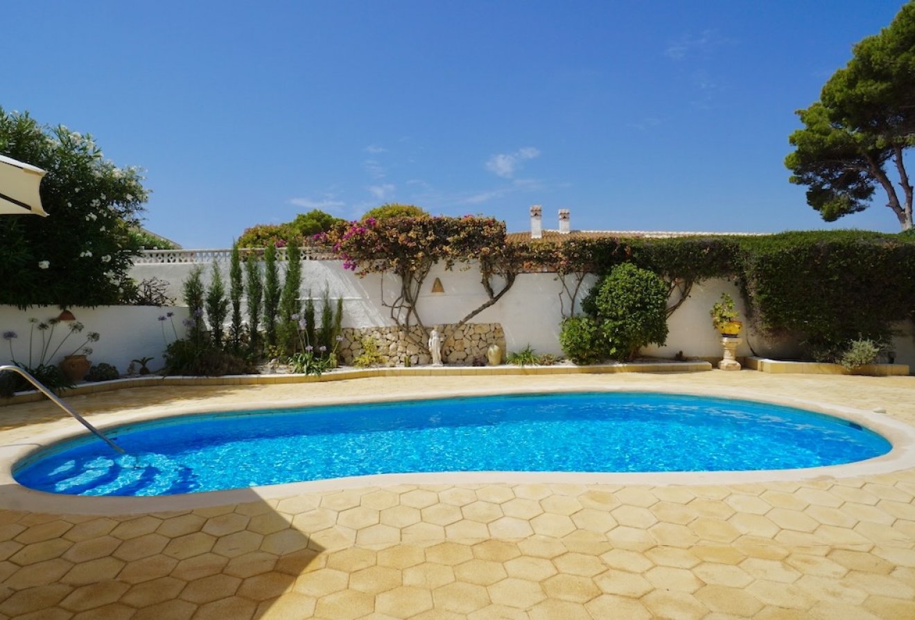 Herverkoop - Villa -
Benissa - Punta Estrella