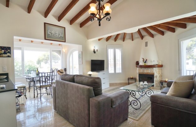 Herverkoop - Villa -
Benissa - Punta Estrella