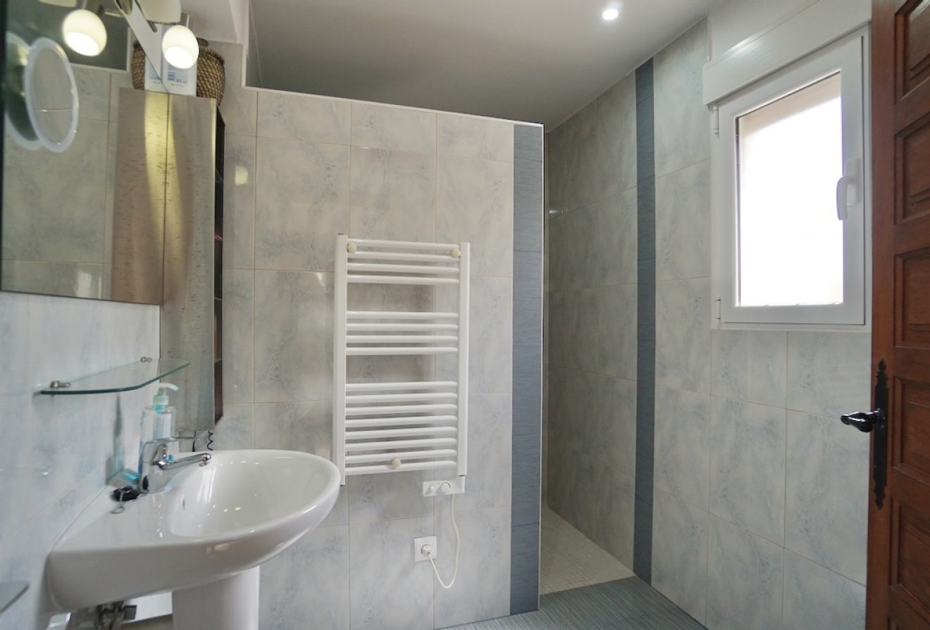 Herverkoop - Villa -
Benissa - Punta Estrella