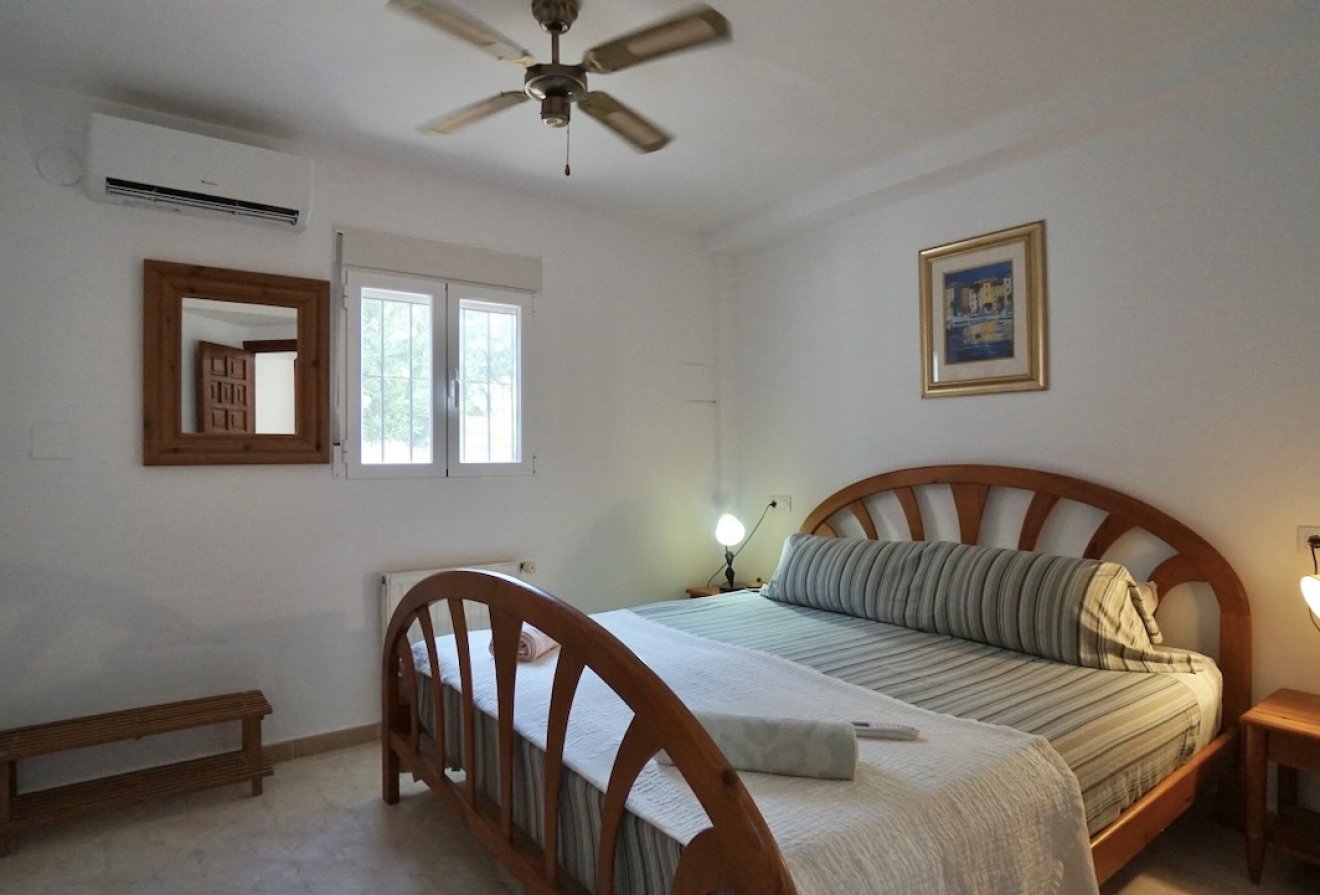 Herverkoop - Villa -
Benissa - Punta Estrella