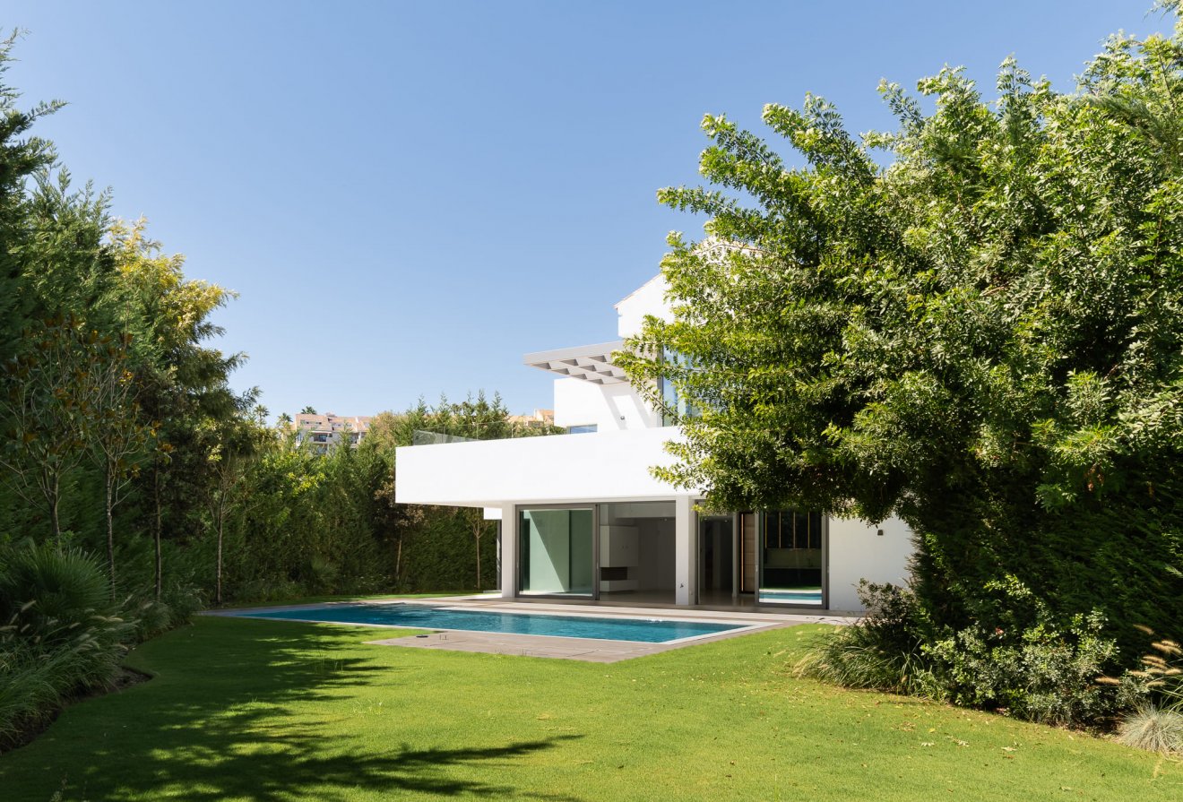 New Build - Villa -
Estepona