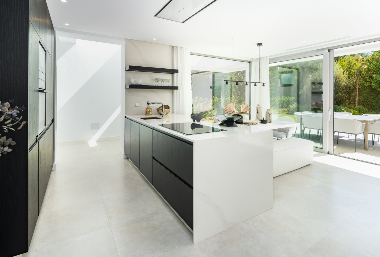 New Build - Villa -
Estepona