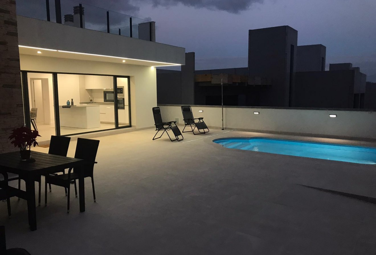Nieuwbouw  - Geschakelde woning -
Fuente Alamo