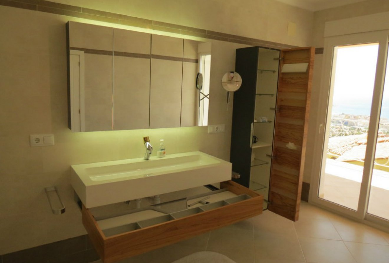 Herverkoop - Villa -
Calpe