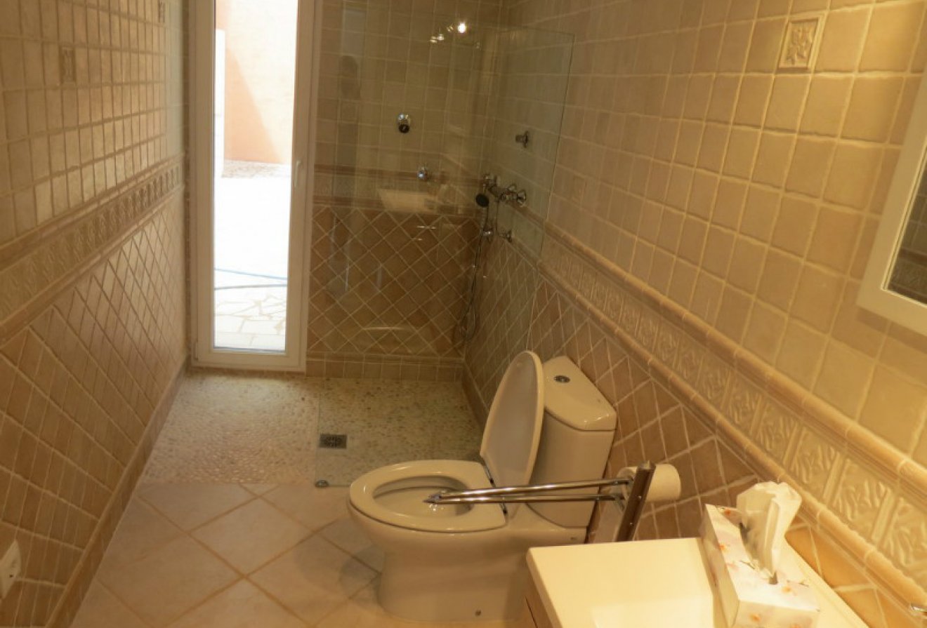 Herverkoop - Villa -
Calpe