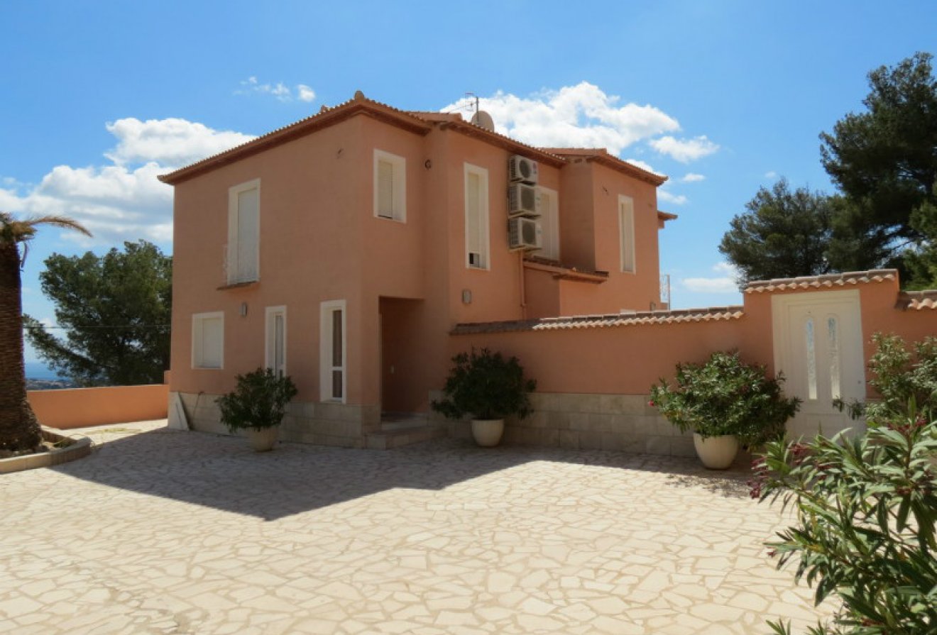 Herverkoop - Villa -
Calpe