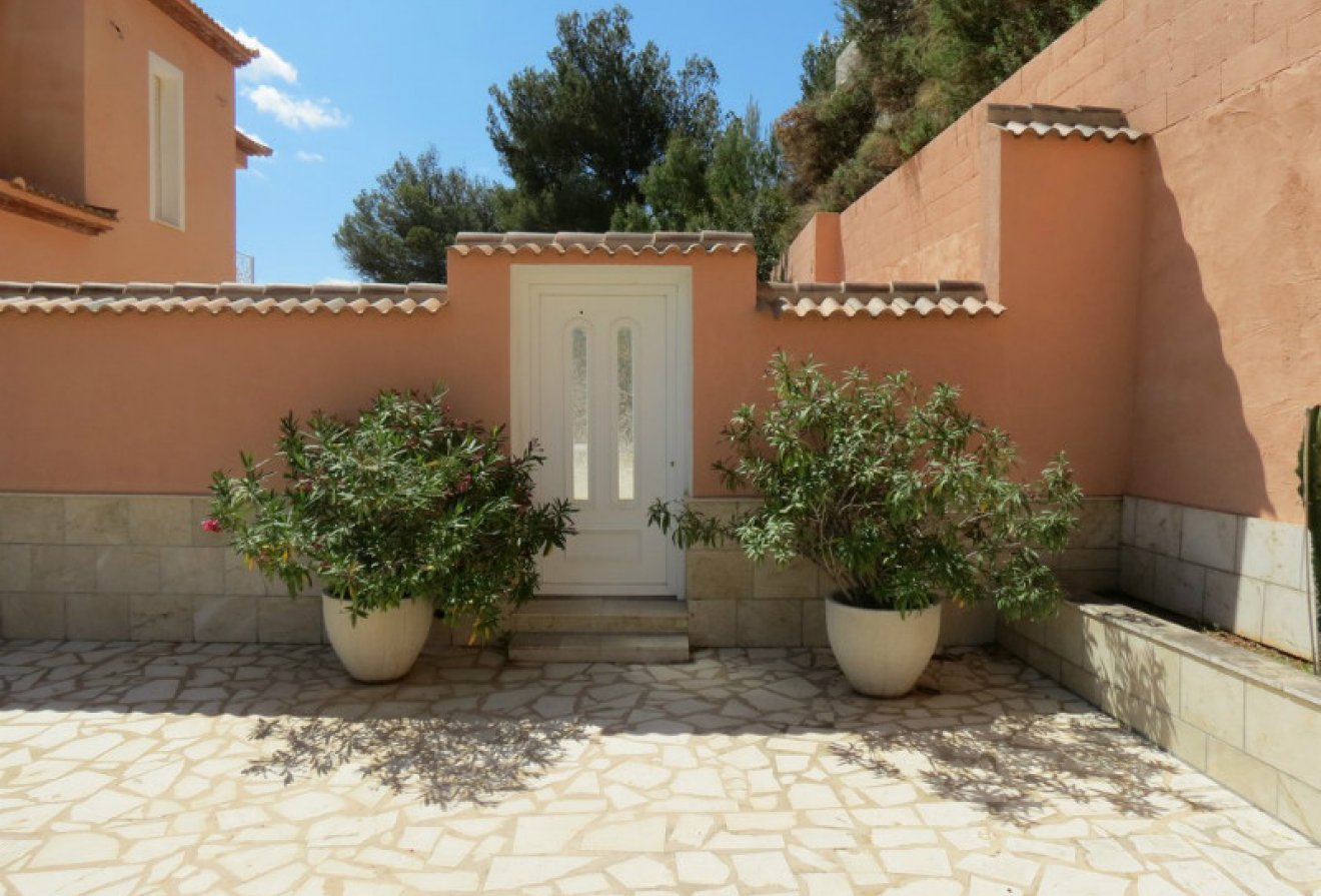 Herverkoop - Villa -
Calpe