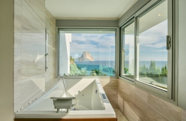 Herverkoop - Villa -
Calpe - La Canuta