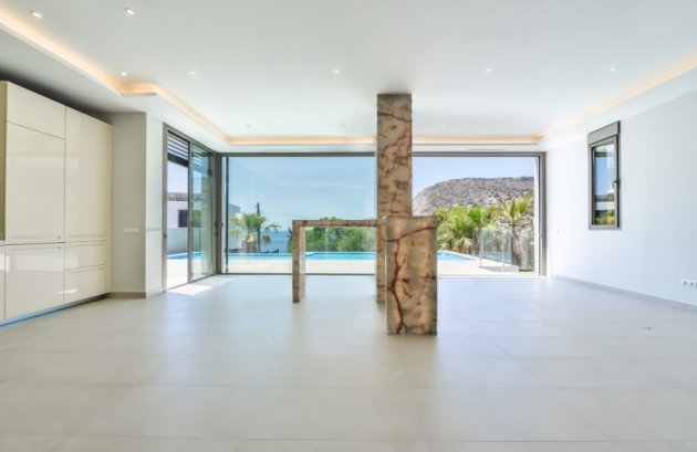 Herverkoop - Villa -
Calpe - Tossal