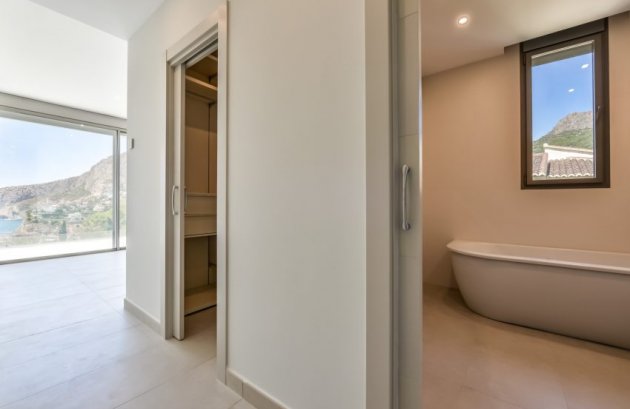 Herverkoop - Villa -
Calpe - Tossal