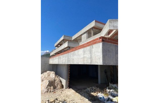 Herverkoop - Villa -
Altea