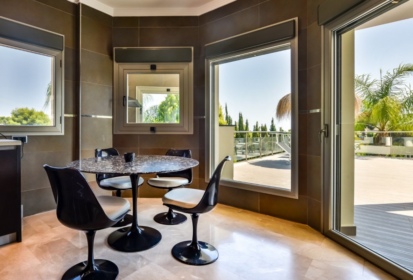 Herverkoop - Villa -
Benissa - La Fustera