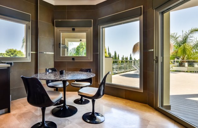 Herverkoop - Villa -
Benissa - La Fustera