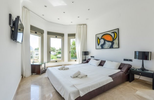 Herverkoop - Villa -
Benissa - La Fustera