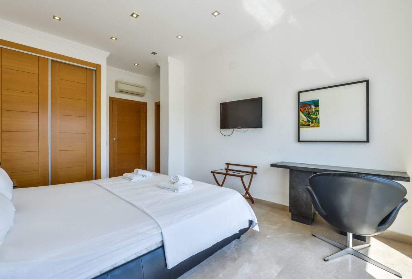 Herverkoop - Villa -
Benissa - La Fustera