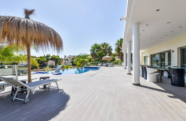 Herverkoop - Villa -
Benissa - La Fustera